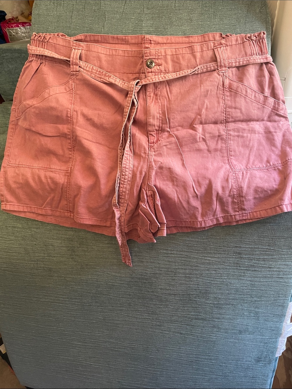 Old Navy High-Waist Tie-Belt Shorts - Dusty Rose